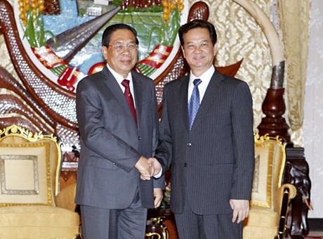 Thủ tướng Nguyễn Tấn Dũng thăm chính thức nước CHDCND Lào